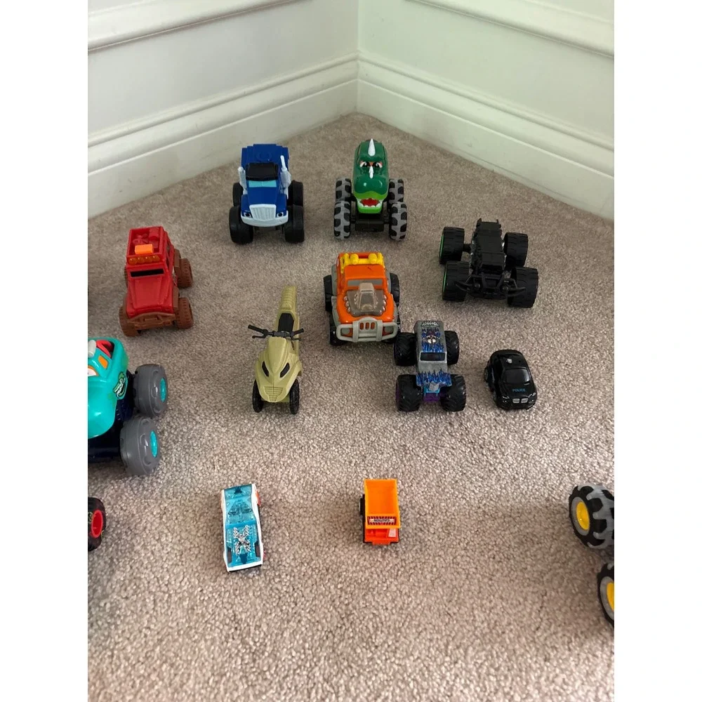 Mixed Lot of Toy Cars and Monster Trucks Blaze Dino‎ Truck Shark Truck